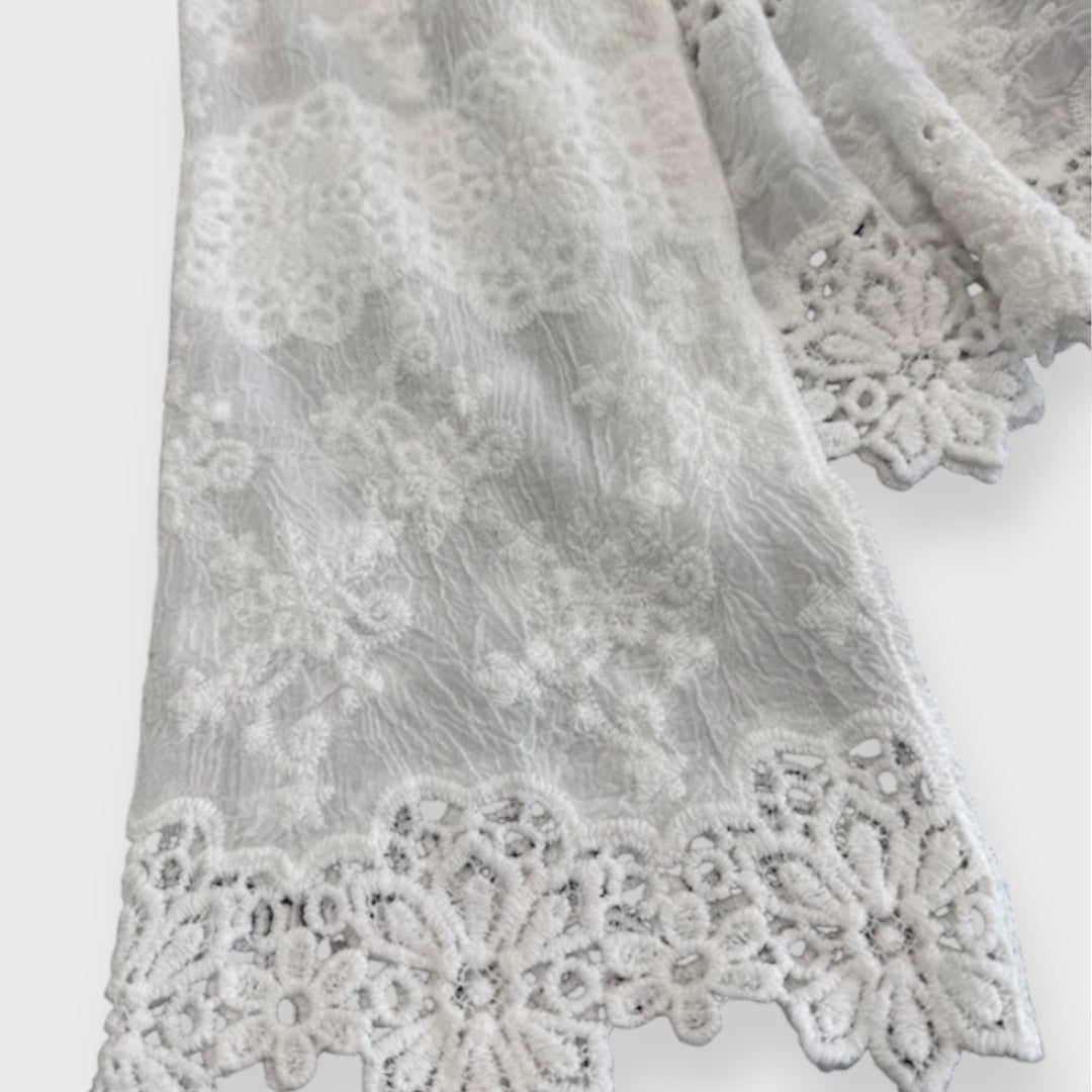 เสื้อครอปลูกไม้ลายดอก สไตล์วินเทจหวานละมุน