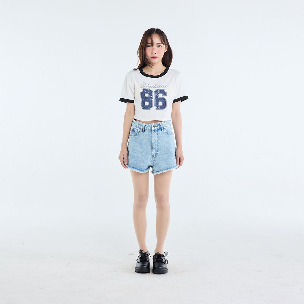 เสื้อครอป “Radiant 86”  – ใส่แล้วเท่พร้อมลงสนาม