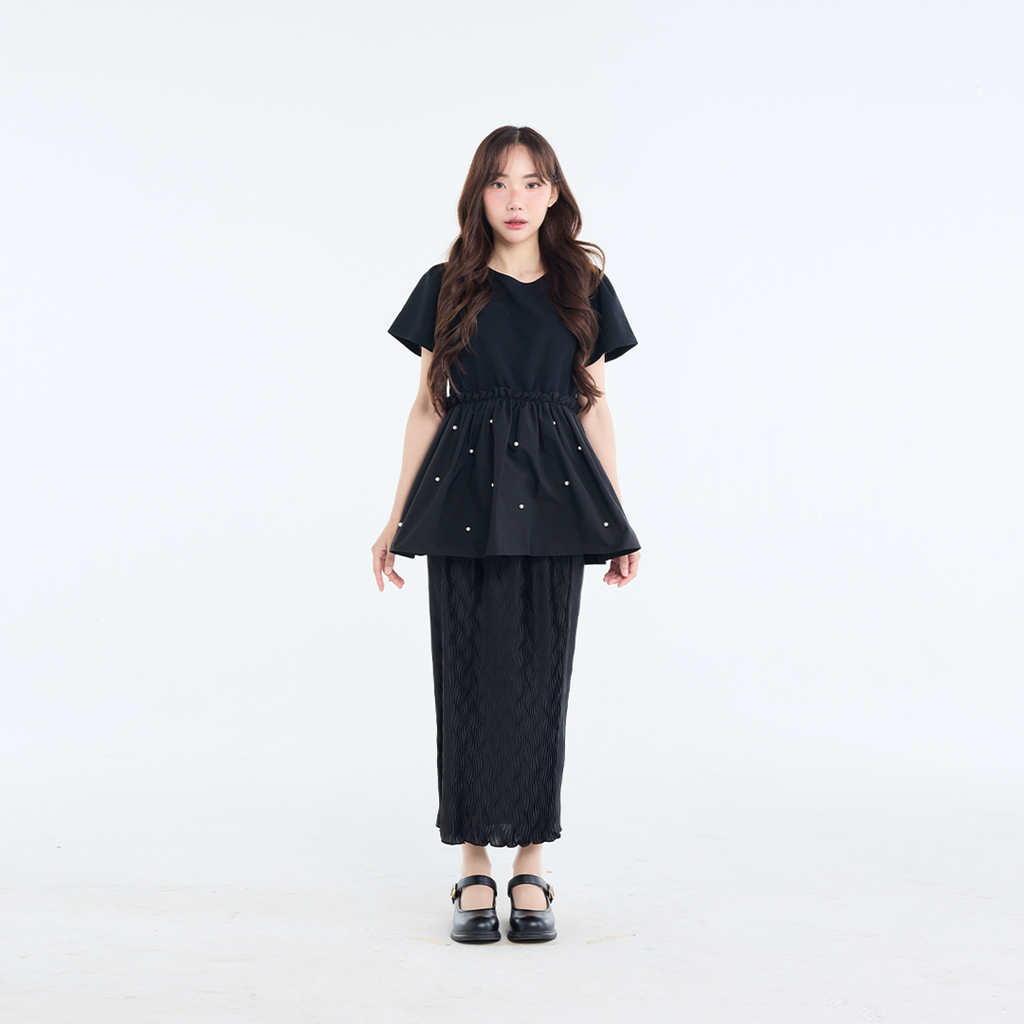 เสื้อ “Black Pearl Bloom” ฟีล Girl Boss ที่มีแต่คำว่า Cool!!