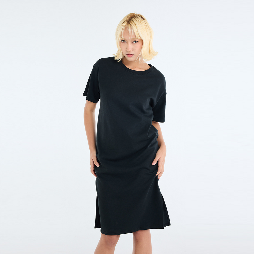 The 5-Minute Outfit" Oversize Dress Side Slit Detail for Maximum