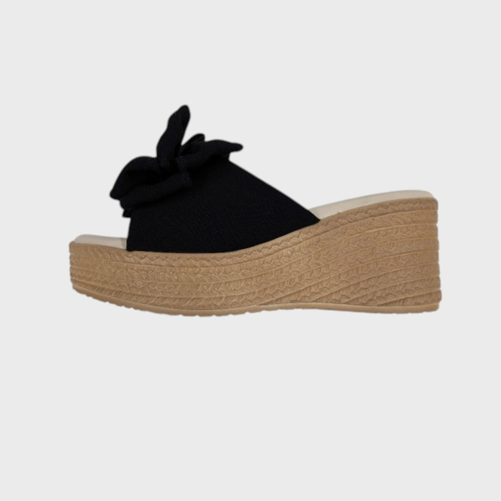 Bow Accent Wedge Sandals