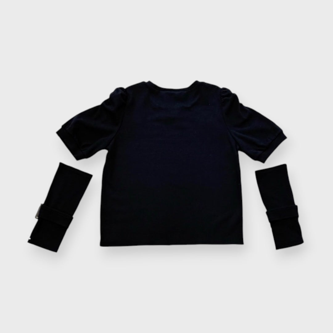 Majoretty - เสื้อครอปดีเทลอกสุดชิค พร้อมปลอกแขน 2-in-1 ลุคหวานปนเท่