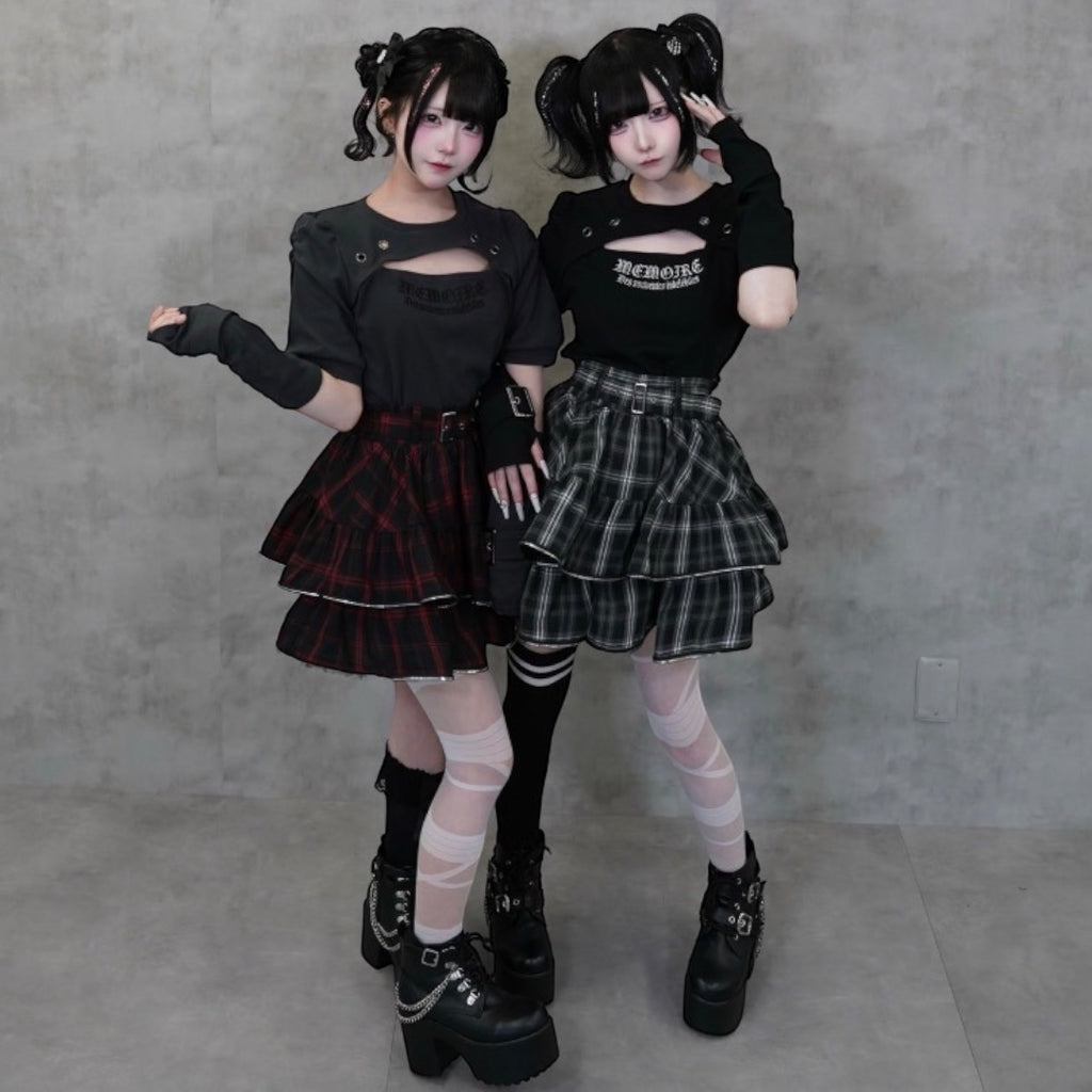 Majoretty - กระโปรงสั้นลายสก๊อตสีแดงทรงระบายสองชั้น แฟชั่นญี่ปุ่นสุดคิ้วท์