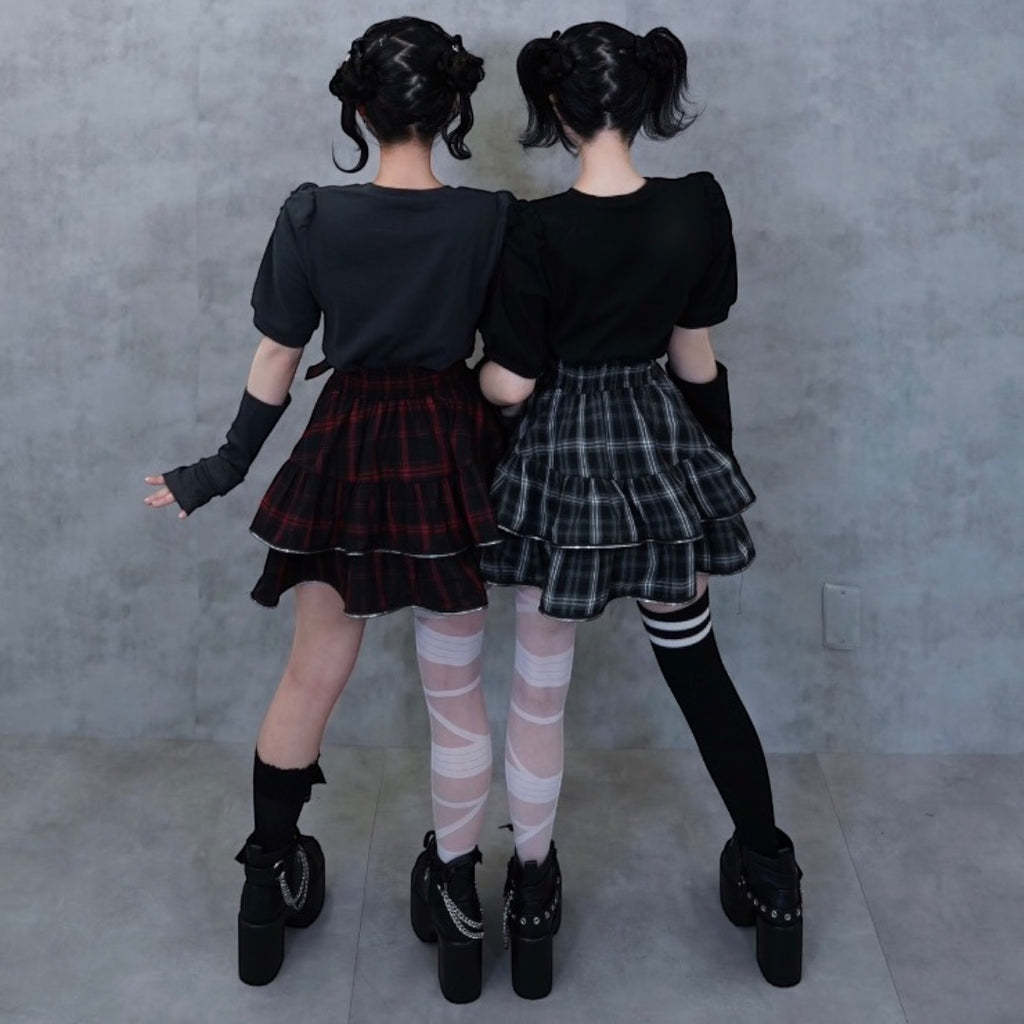 Majoretty - กระโปรงสั้นลายสก๊อตสีแดงทรงระบายสองชั้น แฟชั่นญี่ปุ่นสุดคิ้วท์