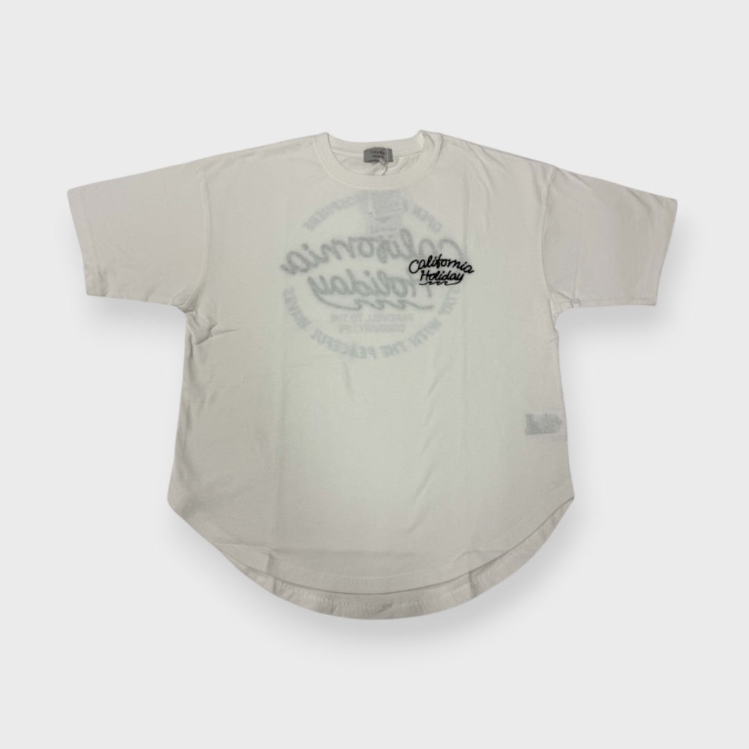 MINIMAL BACK-EMBROIDERY CURVE-HEM TEE