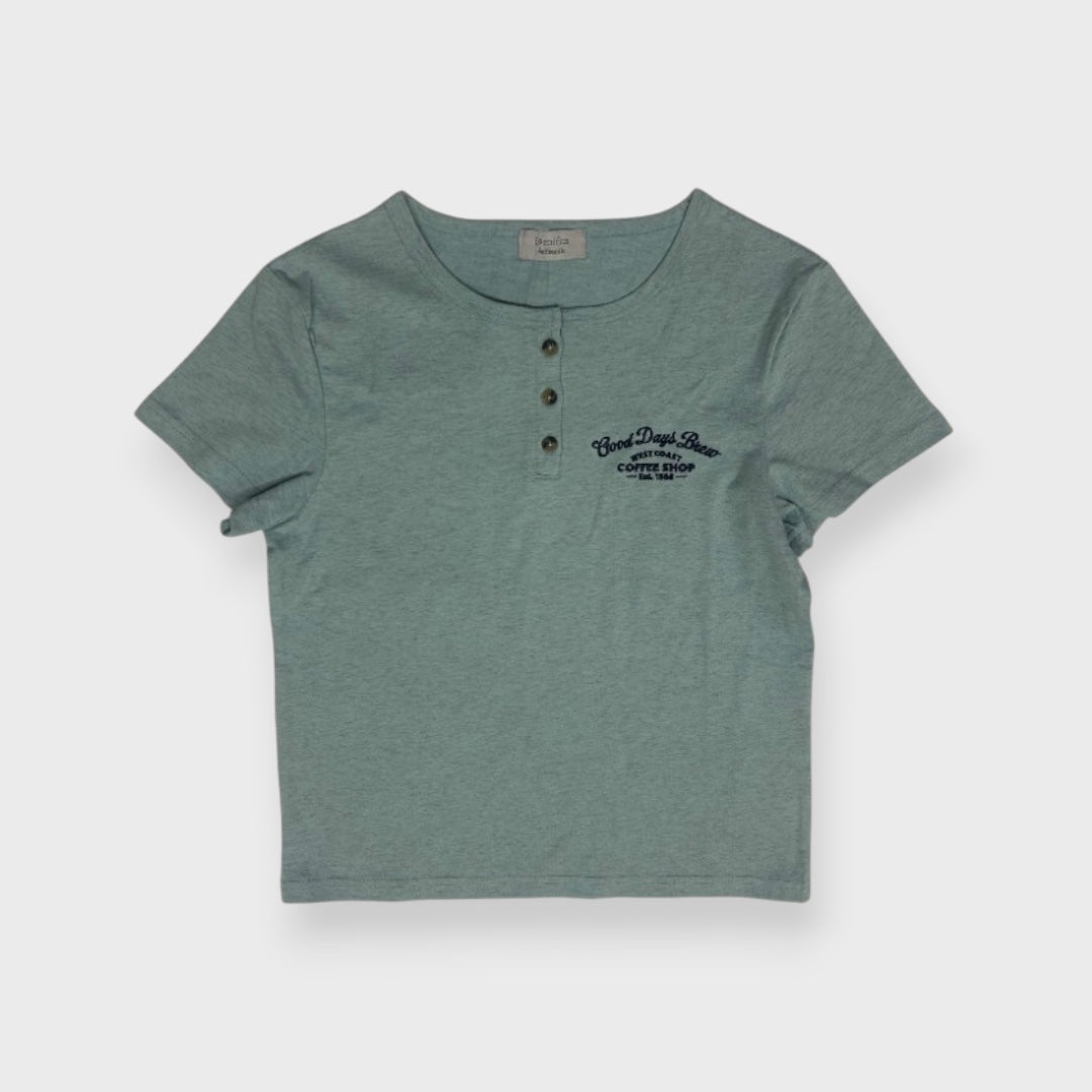 COMPACT HENLEY NECK MINI-LOGO TEE