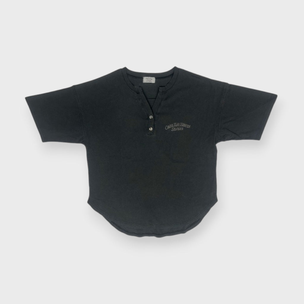 PIGMENT BIO-WASH HENLEY CURVE-HEM TEE