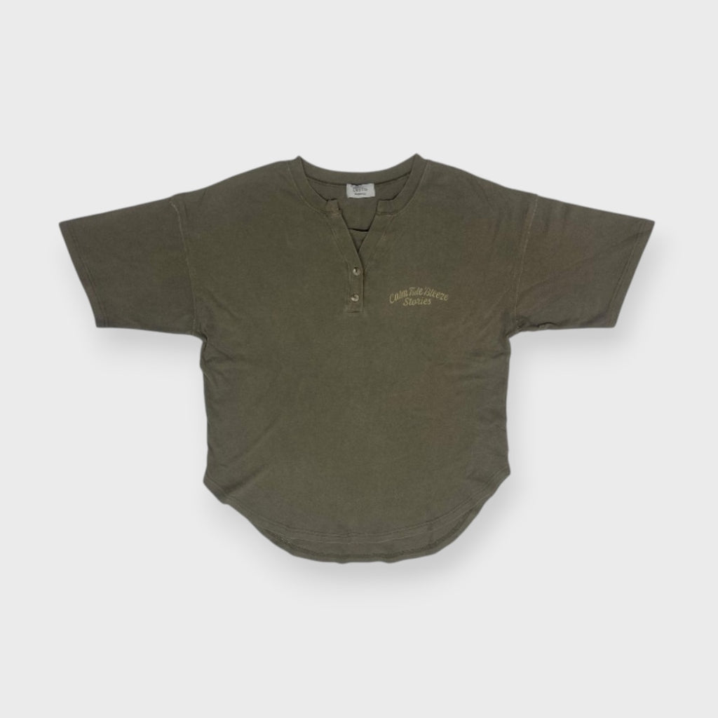 PIGMENT BIO-WASH HENLEY CURVE-HEM TEE