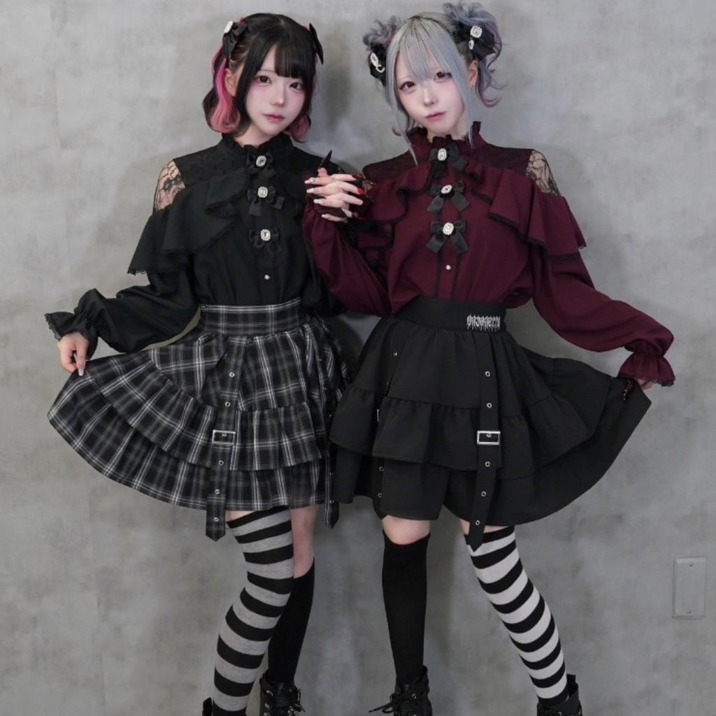 GOTHIC TIERED BUCKLE STRAP MINI SKIRT  (MAJORETTY)