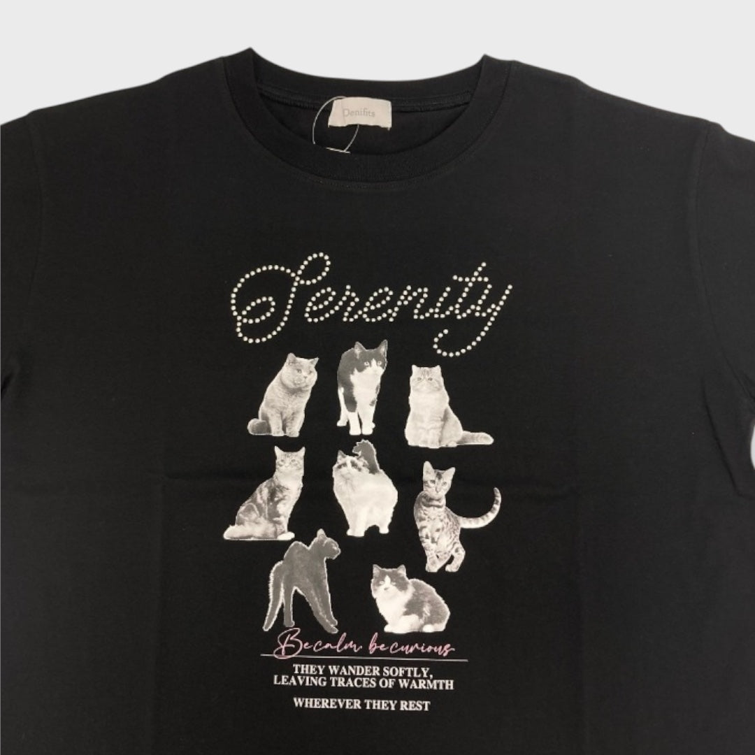 SERENITY CAT GRAPHIC T-SHIRT