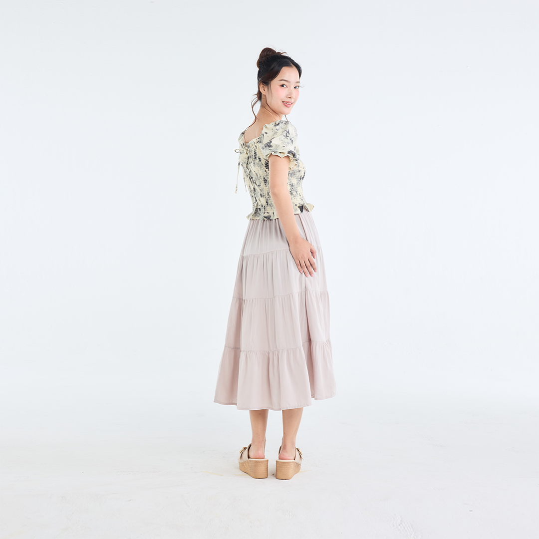 กระโปรงพลีทยาว – แต่งตัวง่าย ใส่สบาย เดินพลิ้วทุกก้าว