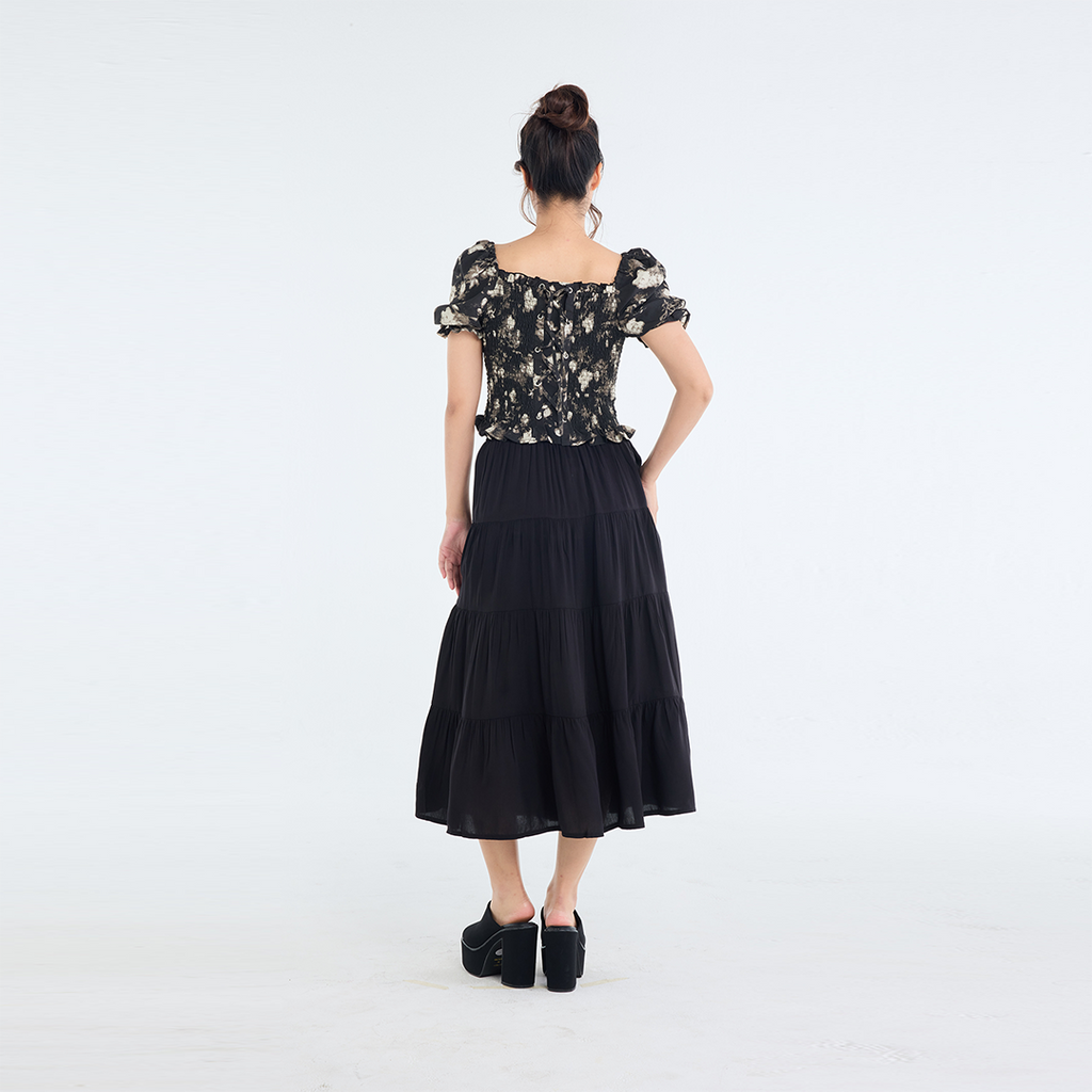 กระโปรงพลีทยาว – แต่งตัวง่าย ใส่สบาย เดินพลิ้วทุกก้าว