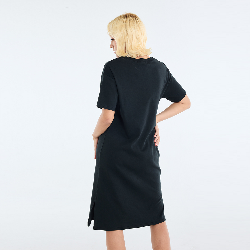 The 5-Minute Outfit" Oversize Dress Side Slit Detail for Maximum
