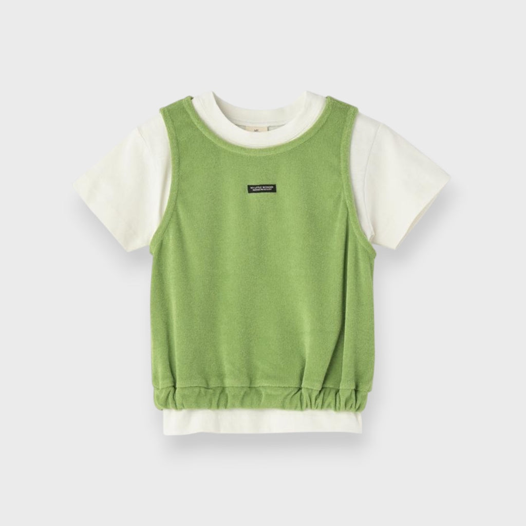 LAYERED T-SHIRT & GREEN VEST SET (130CM）