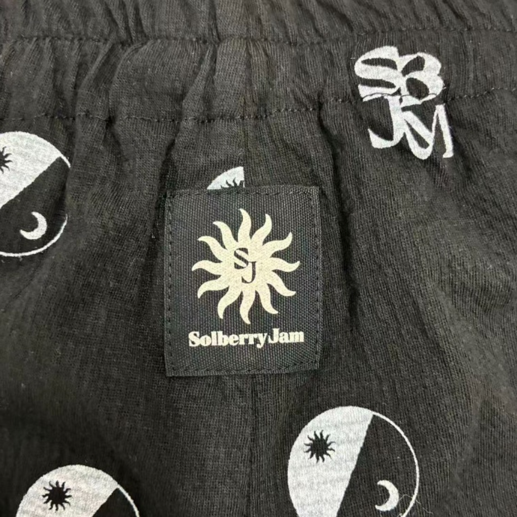 Kids (Size90cm) Sun & Moon Emblem Shorts (Black)