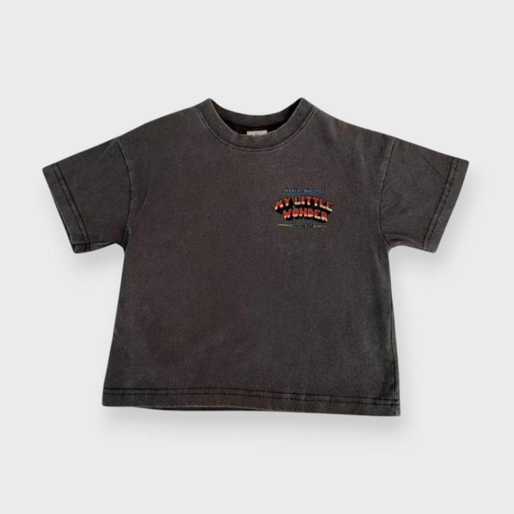FADED MINI-LOGO GRAPHIC JUNIOR T-SHIRT (130CM)
