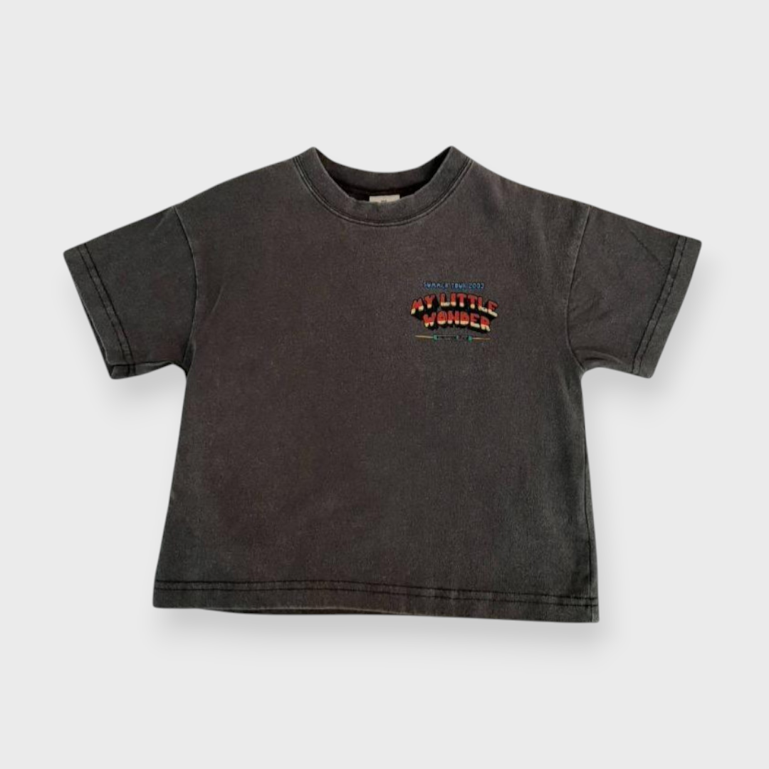 FADED MINI-LOGO GRAPHIC JUNIOR T-SHIRT (130CM)