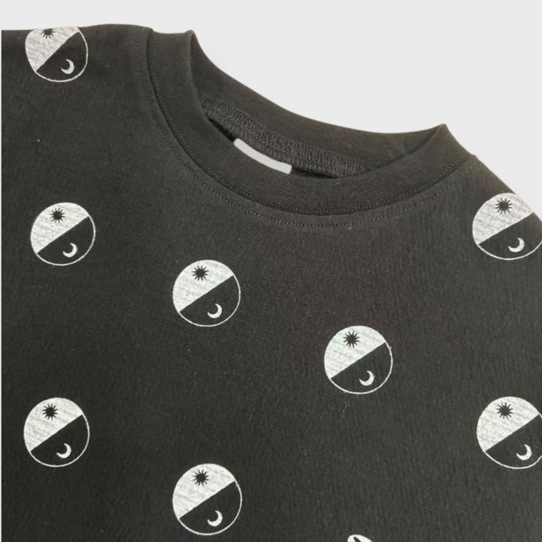 Kids (Size100-120cm) Sun & Moon Emblem Tee (Black)