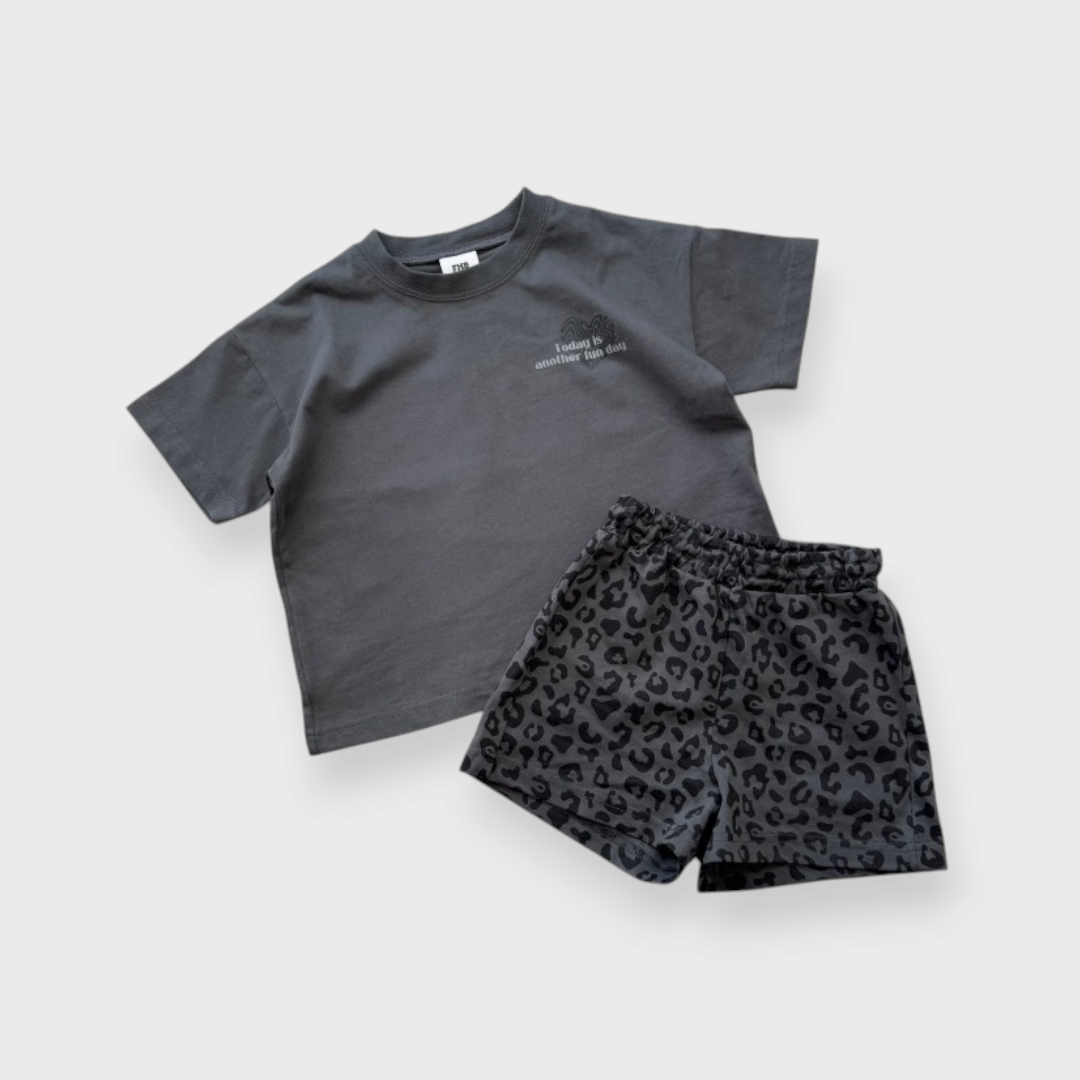 FMB KIDS PAJAMA SET WITH LEOPARD-PRINT SHORTS (100–140 CM)