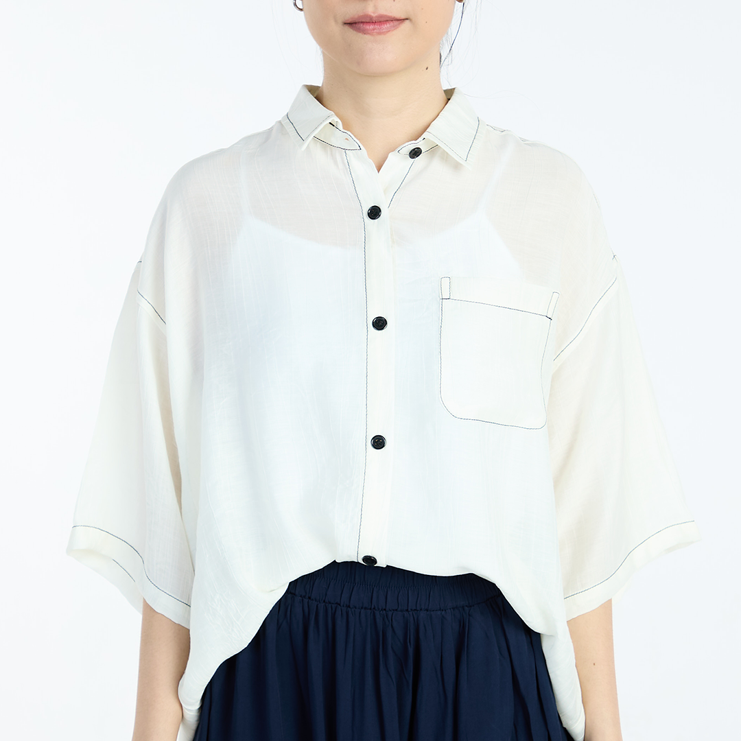 เสื้อเชิ้ตแขนสั้นทรงโอเวอร์ไซซ์ มินิมอล มีกระเป๋าหน้า ใส่สบายสไตล์ Casual