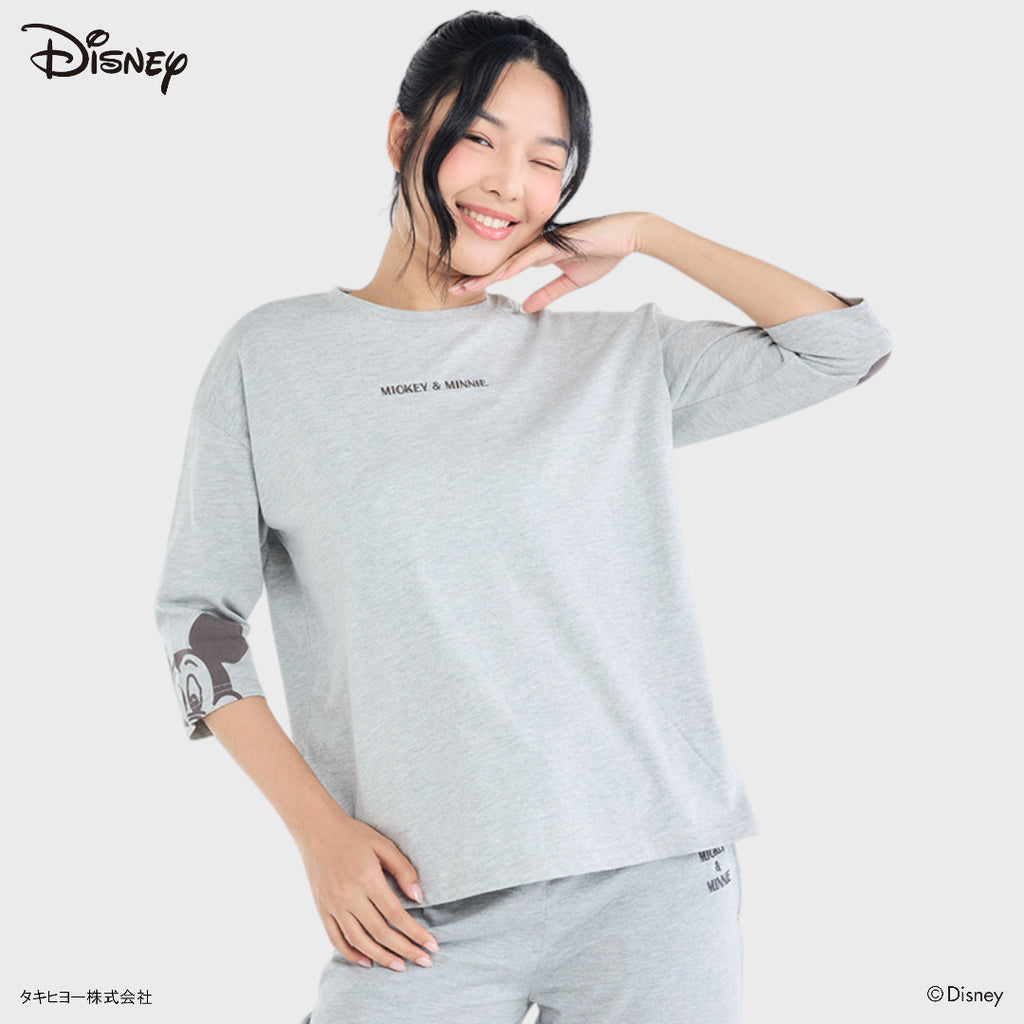 เสื้อยืด Mickey Mouse & Minnie Mouse เรียบแต่หวาน คู่กันแล้วลงตัว (Size M-LL)
