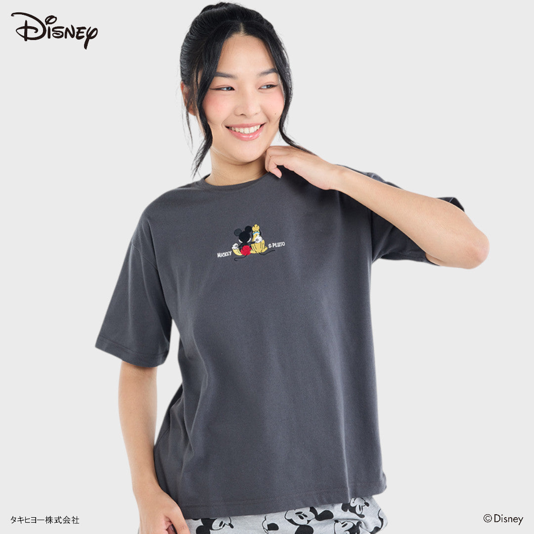 เสื้อยืด Mickey Mouse & Pluto สายมินิมอลแต่หัวใจดิสนีย์ (Size S-LL)