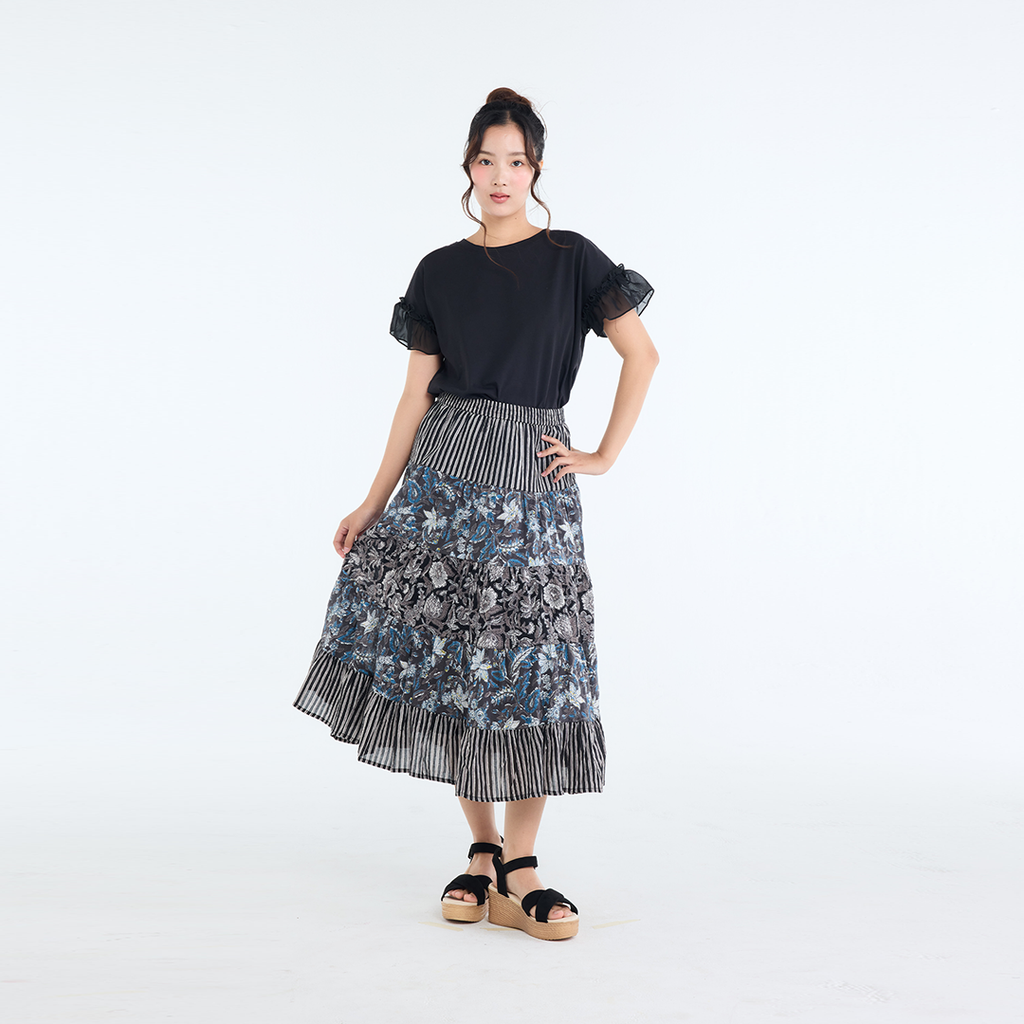 PATCHWORK FLORAL TIERED SKIRT – FLOWY EVERYDAY SKIRT WITH MIXED PRINT CHARM