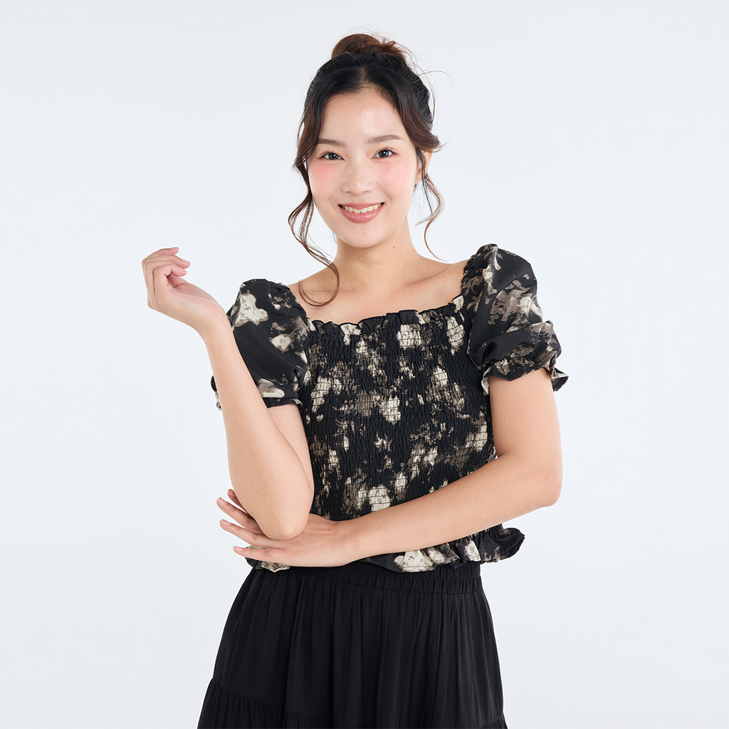 เสื้อสม็อคแขนพองลายมัดย้อม “พองฟู ใส่ง่าย ดูดีแบบไม่ต้องลุ้น”