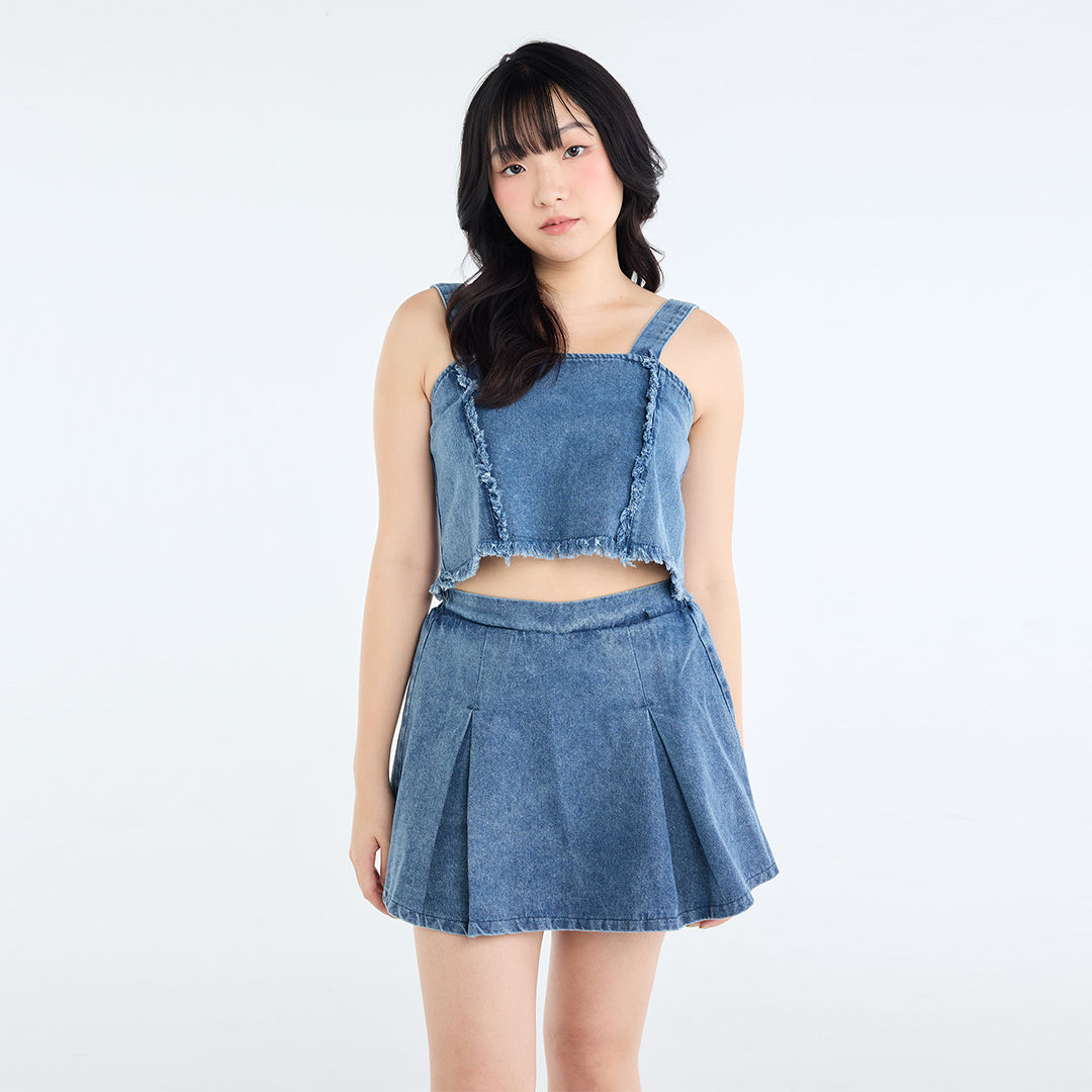 RAW-EDGE DENIM CROP TOP & PLEATED MINI SKIRT SET (2 COLORS)