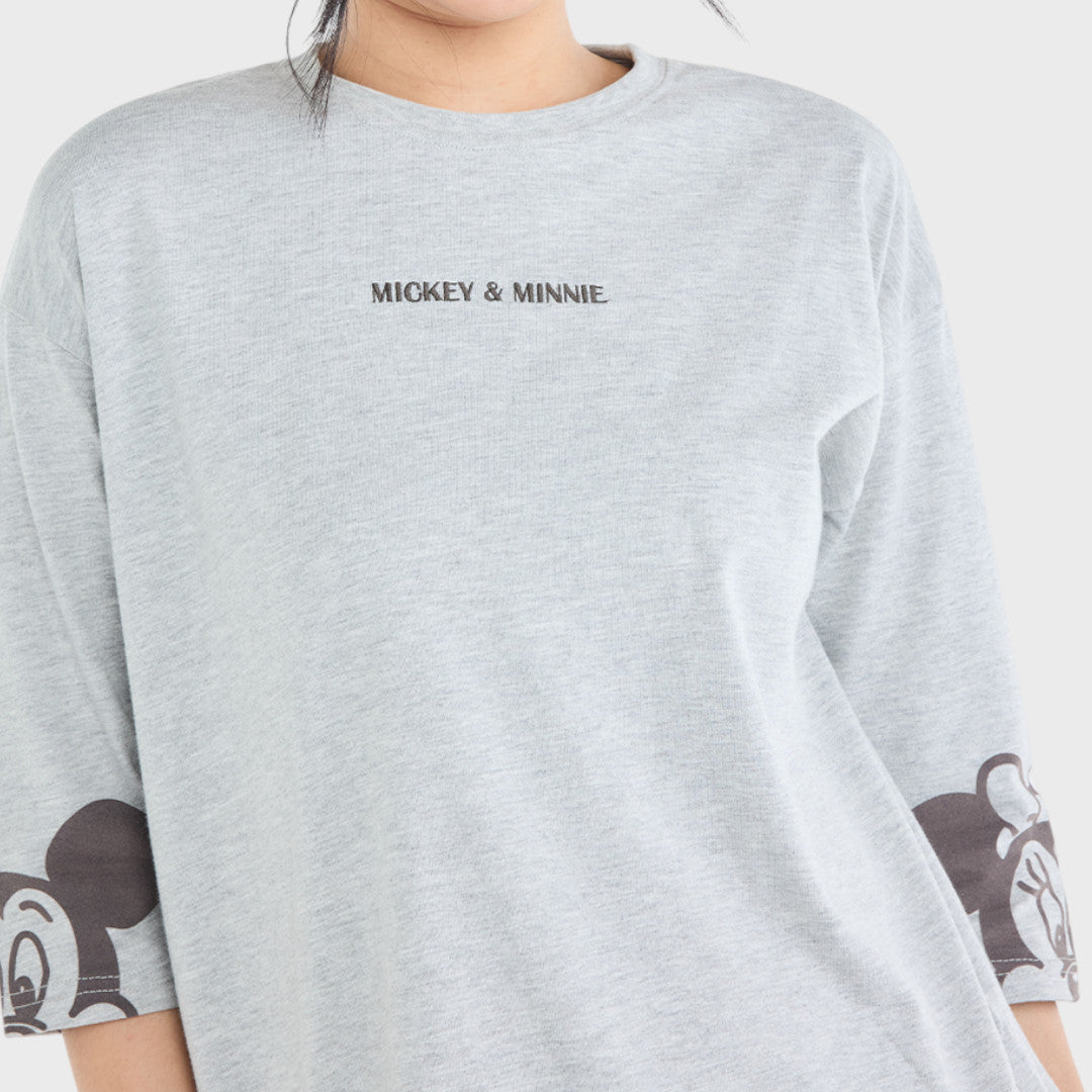 เสื้อยืด Mickey Mouse & Minnie Mouse เรียบแต่หวาน คู่กันแล้วลงตัว (Size M-LL)