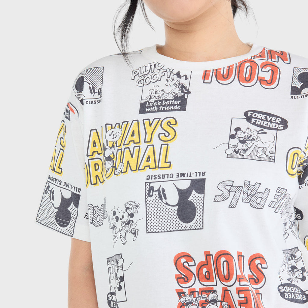เสื้อยืดมิกกี้เมาส์ลายกราฟิก “Cool Never Stops – True Pals Edition” (Size S-LL)