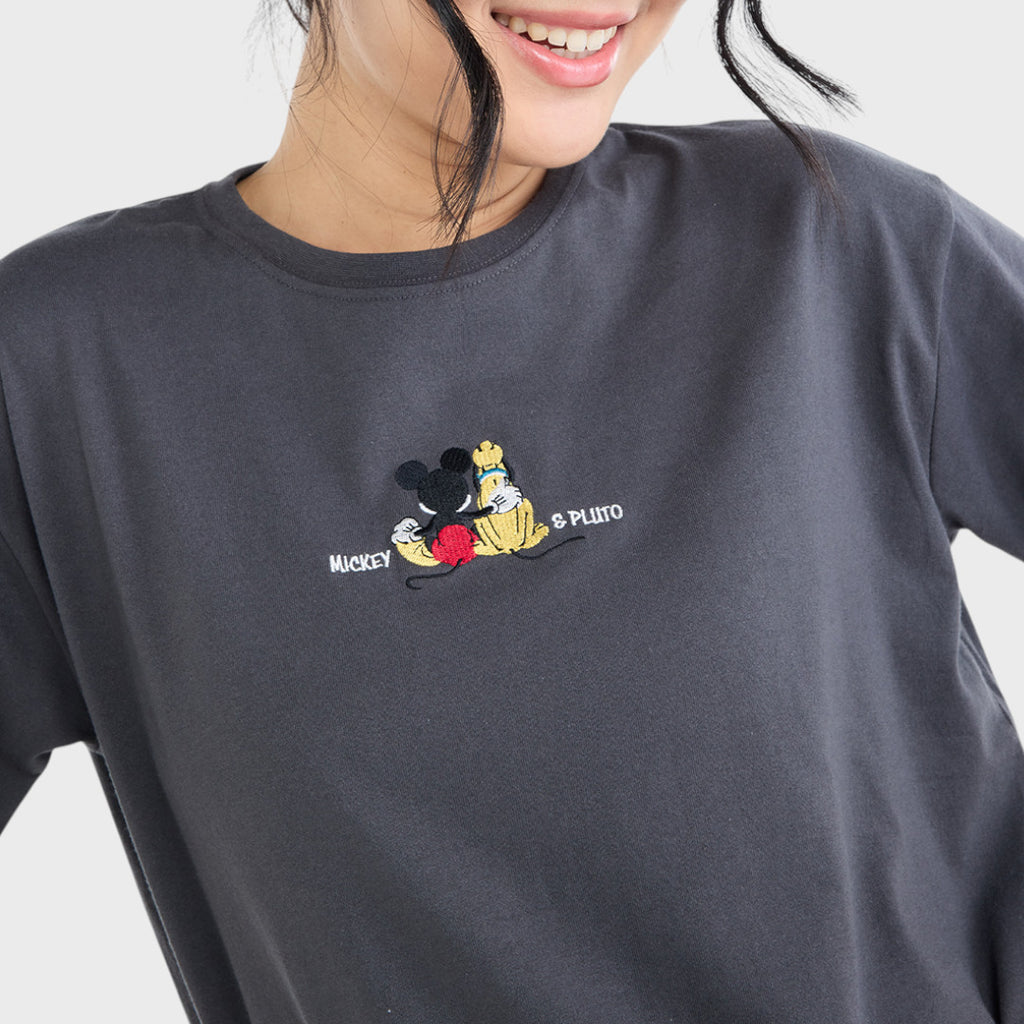 เสื้อยืด Mickey Mouse & Pluto สายมินิมอลแต่หัวใจดิสนีย์ (Size S-LL)