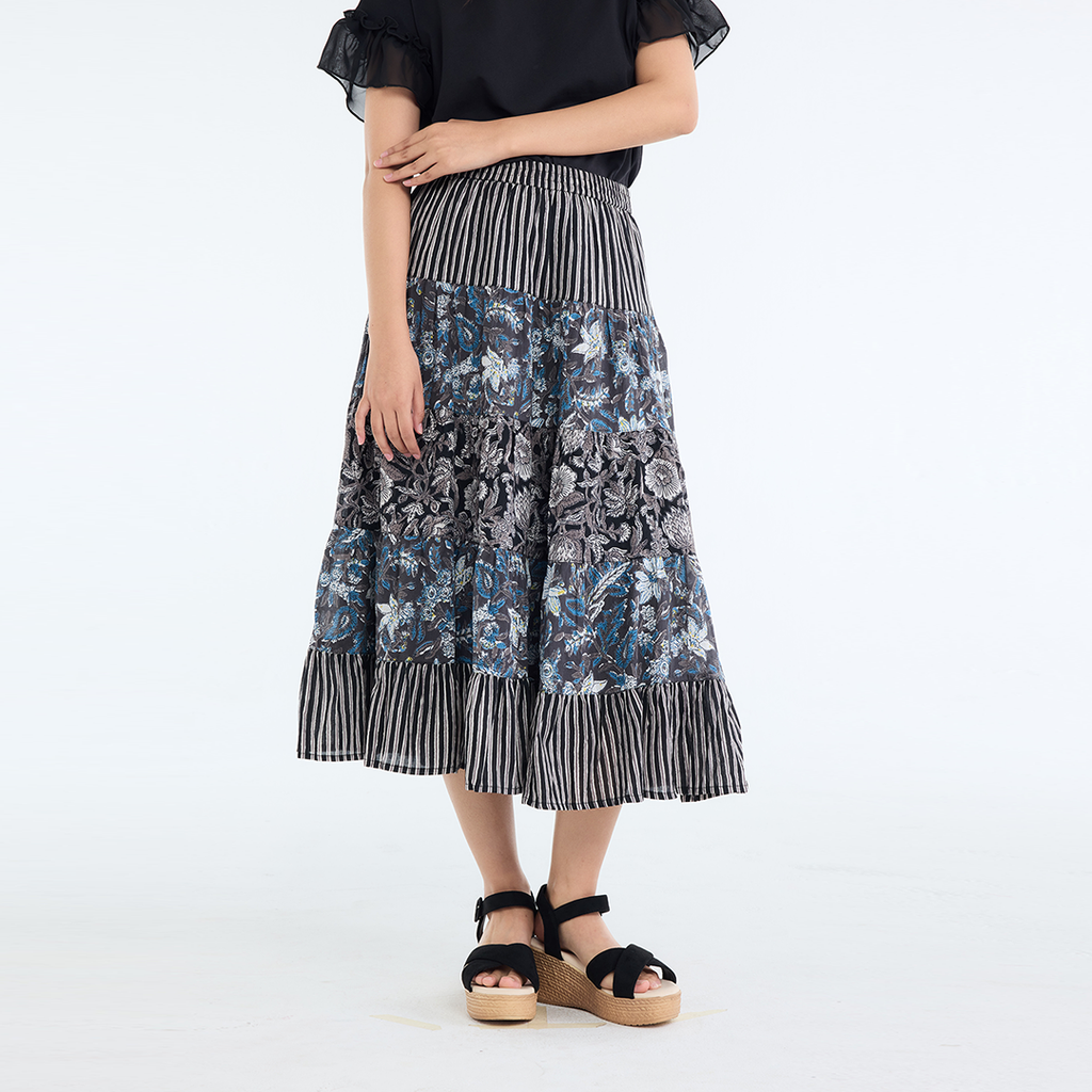 PATCHWORK FLORAL TIERED SKIRT – FLOWY EVERYDAY SKIRT WITH MIXED PRINT CHARM