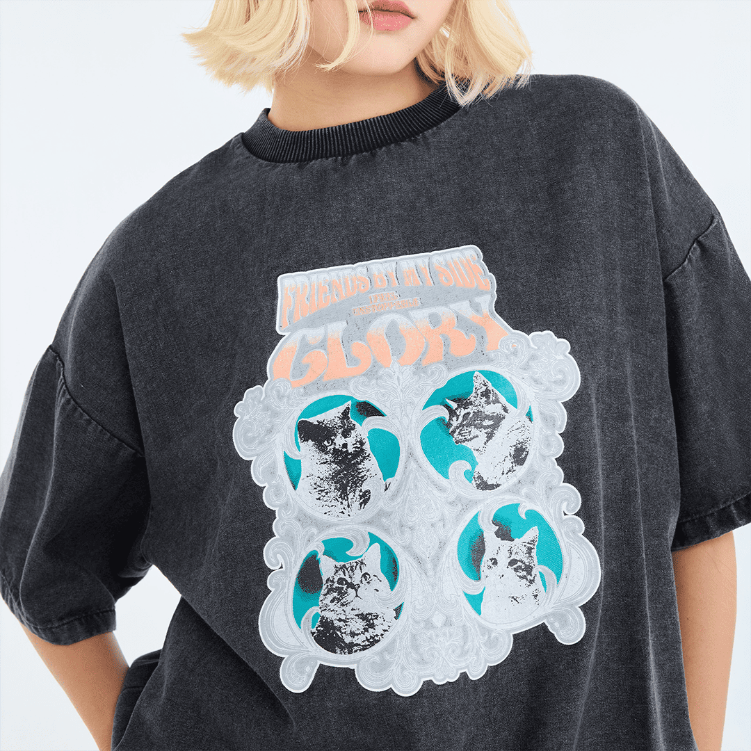 เสื้อยีนส์โอเวอร์ไซซ์ “GLORY Moodboard Tee” – งานลุคเท่แบบ Gen Z ใส่แล้วคูลขึ้นเฉย