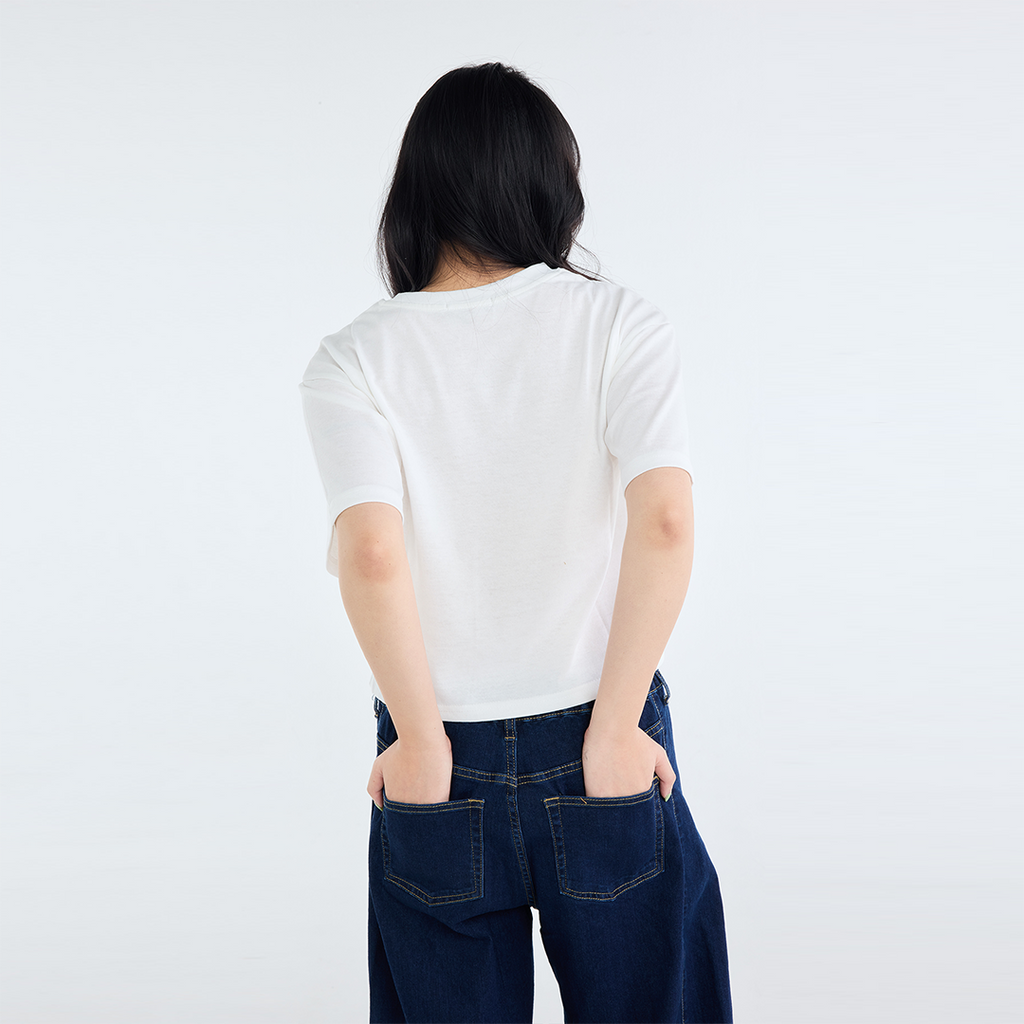 เสื้อยืดสุดมินิมอล เรียบง่าย แต่สวยได้แบบไม่ปรึกษาใคร