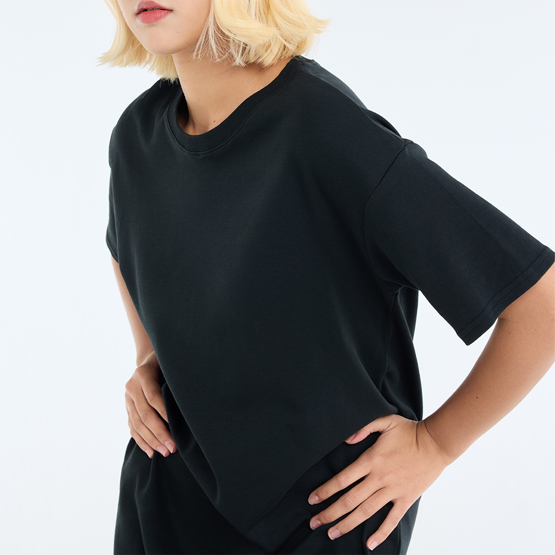 The 5-Minute Outfit" Oversize Dress Side Slit Detail for Maximum