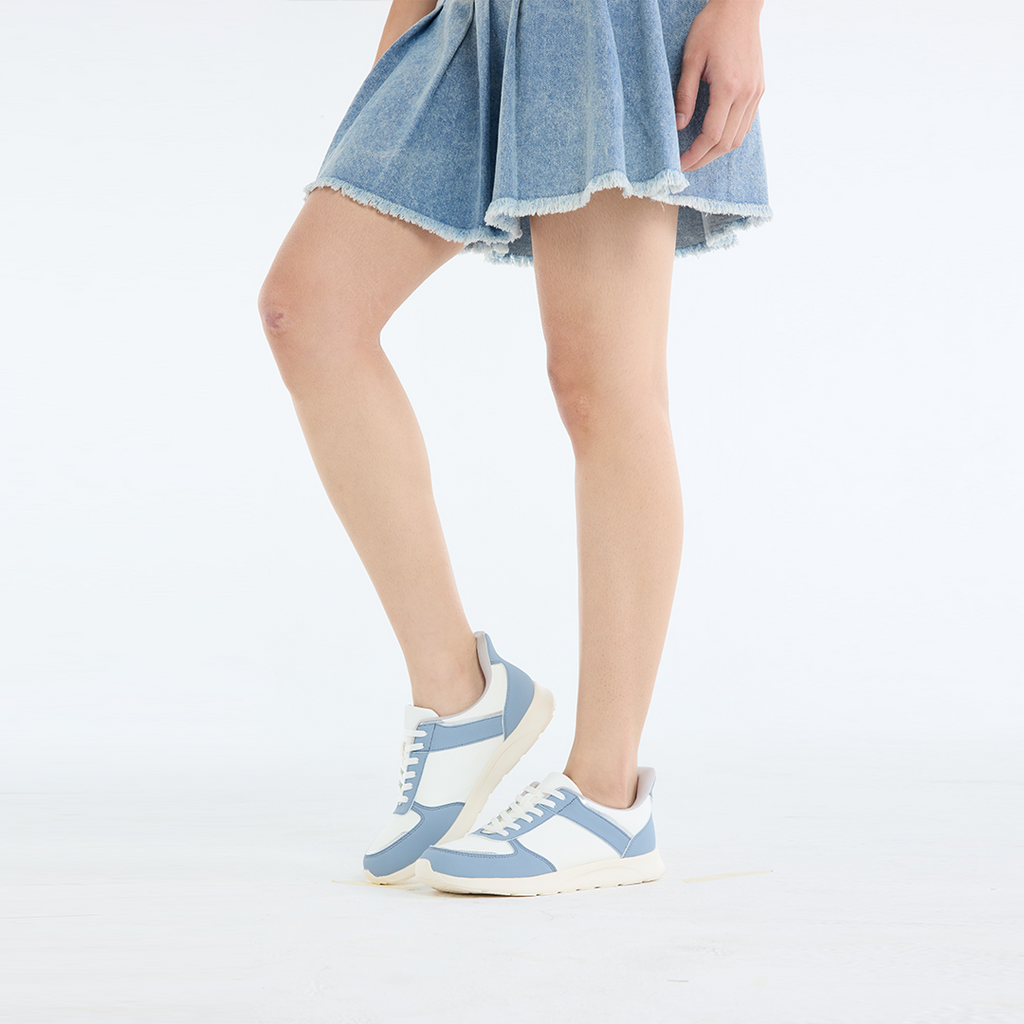 รองเท้าผ้าใบ Happy Step เดินสบาย ใส่ง่าย ใส่แล้วโลกดูนุ่มขึ้น