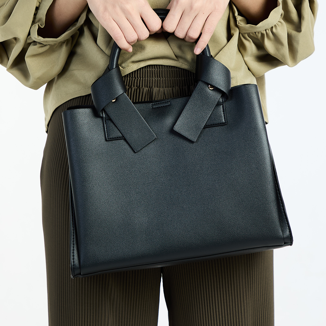 LADIES BAG