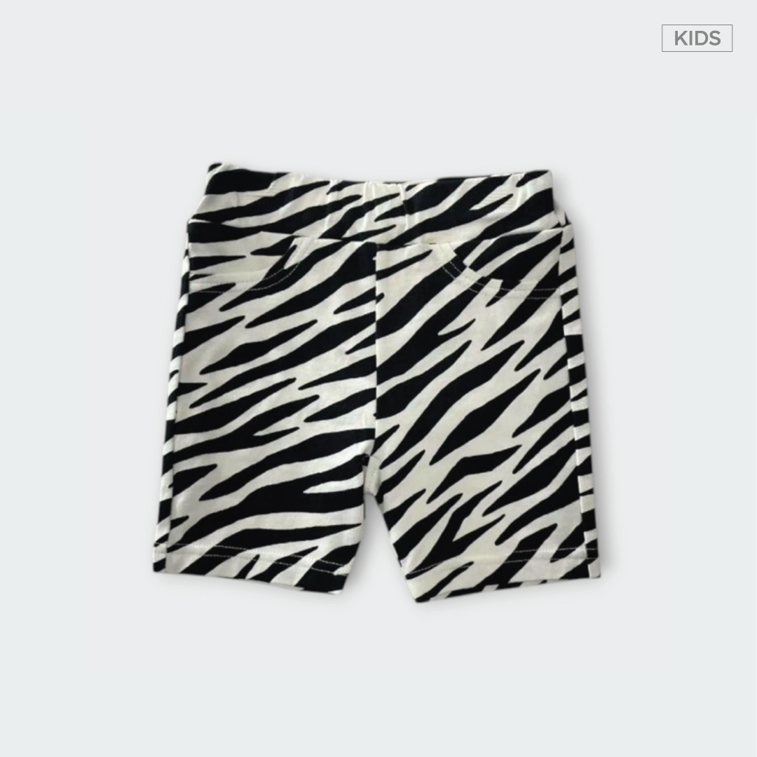 Kids กางเกงขาสั้นเด็ก ลายม้าลาย ซนลายเส้น วิ่งเล่นไม่มีพัก