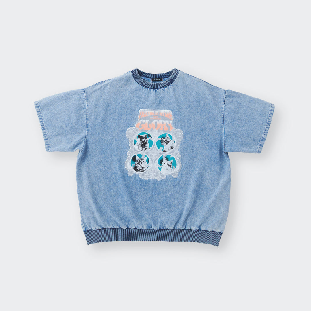 เสื้อยีนส์โอเวอร์ไซซ์ “GLORY Moodboard Tee” – งานลุคเท่แบบ Gen Z ใส่แล้วคูลขึ้นเฉย