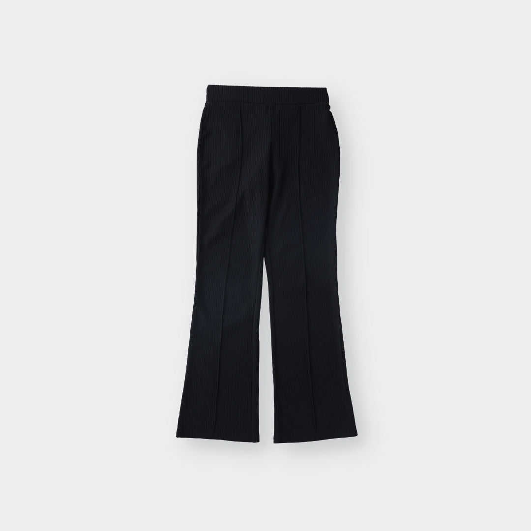 กางเกงขากระบอกผ้า Ribbed สีดำ – สวมแล้วรู้สึกเหมือนใส่ความคูลไว้!