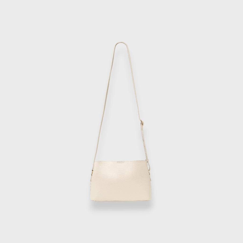 LADIES METAL ACCENT SHOULDER BAG