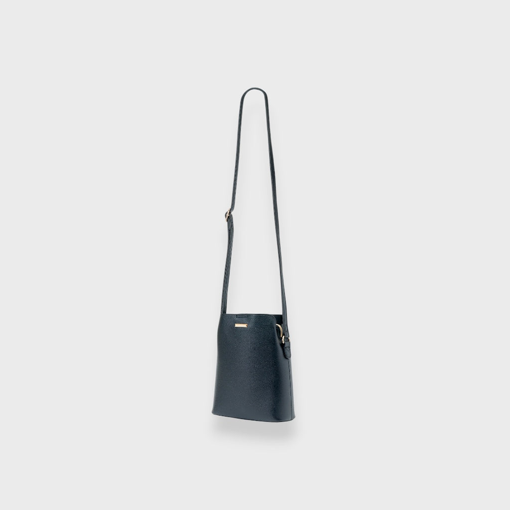 LADIES MINIMAL SHOULDER BAG