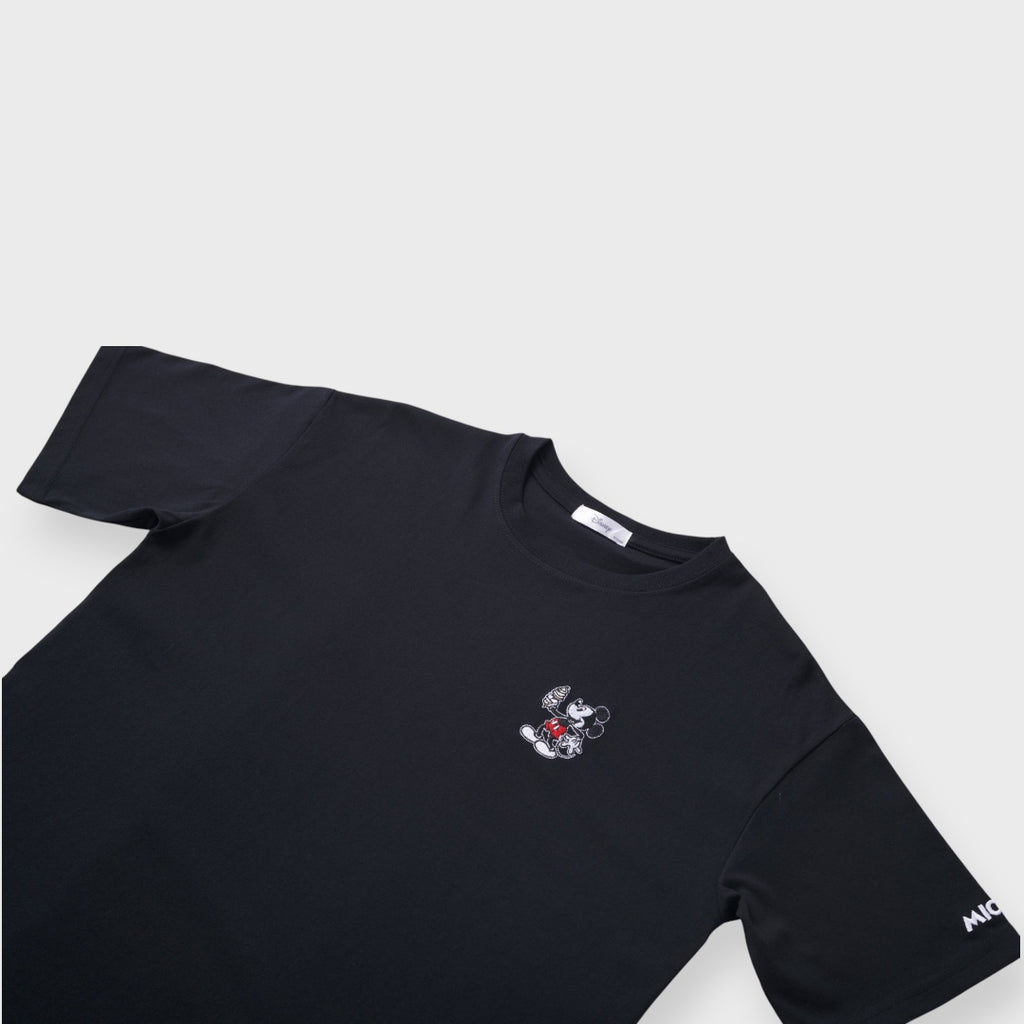 เสื้อมิกกี้กินไอติม—คิ้วท์แบบฟูลฟิล ใส่แล้วฟีลดีเฉยเลย