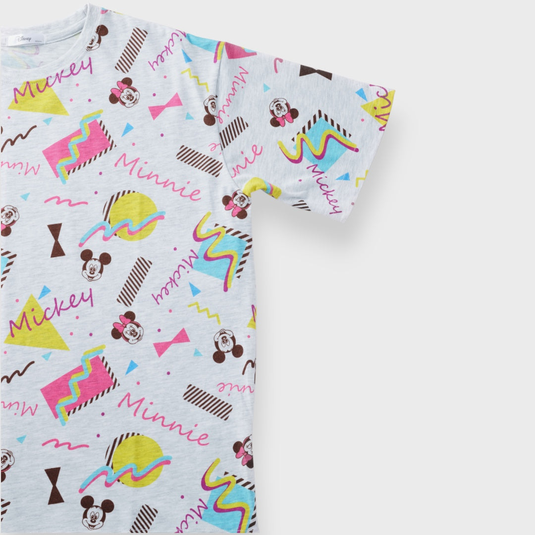 เสื้อยืดมิกกี้–มินนี่ ลายสุดคิ้วท์ รุ่น “ใส่แล้วน่ารักขึ้น 200%”