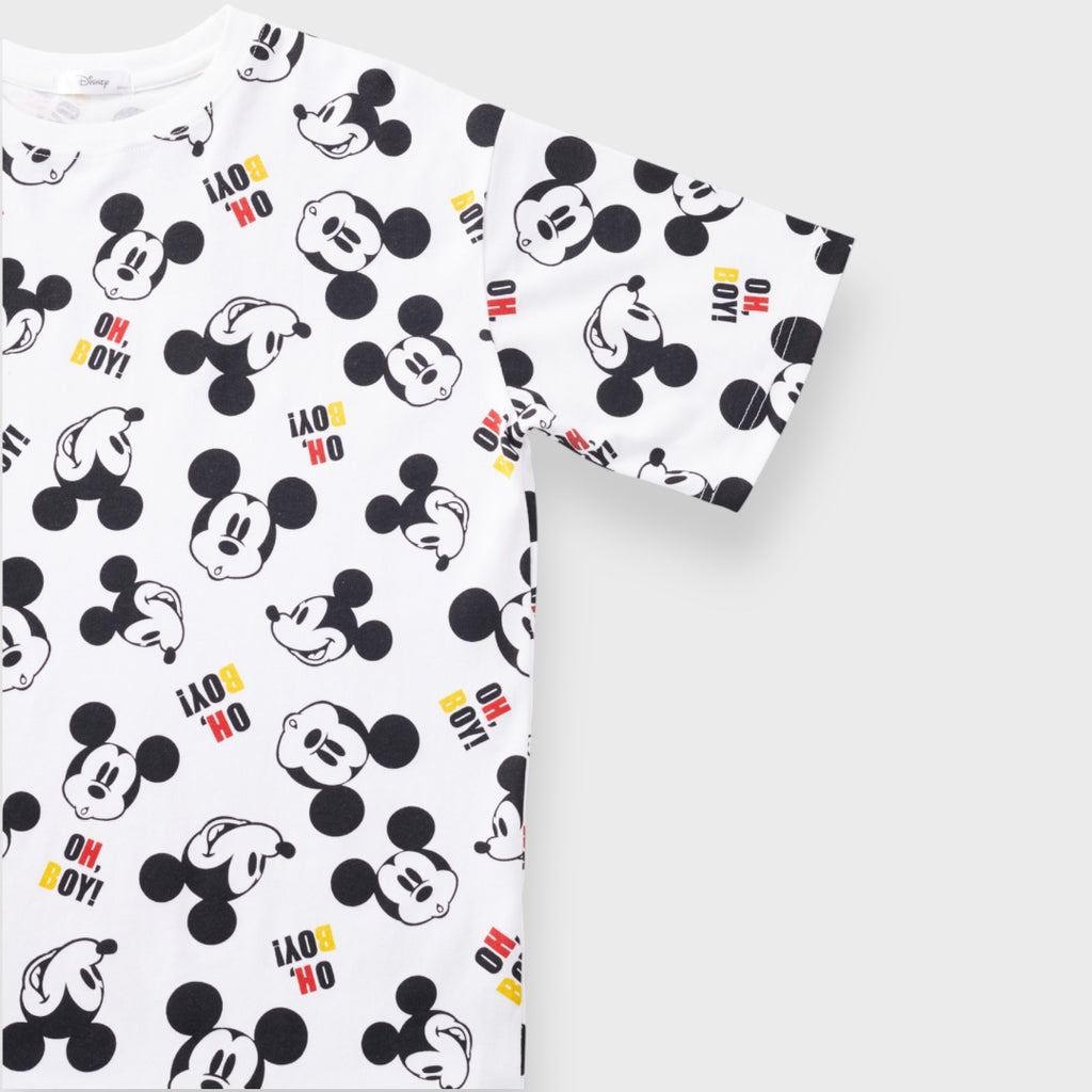 เสื้อยืดมิกกี้เมาส์ลาย “OH, BOY!”  — สดใสคลาสสิก
