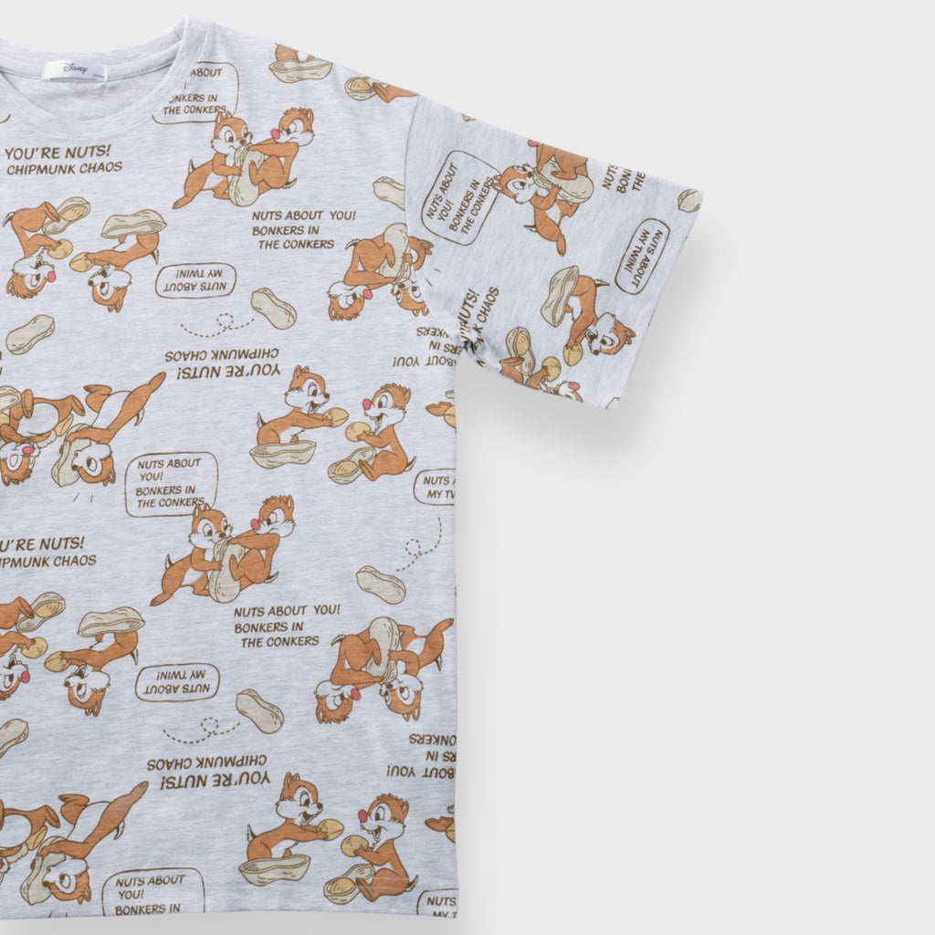 เสื้อยืดชิพแอนด์เดลลาย “Nuts About You!” — รุ่นความป่วนคู่ดูโอ้