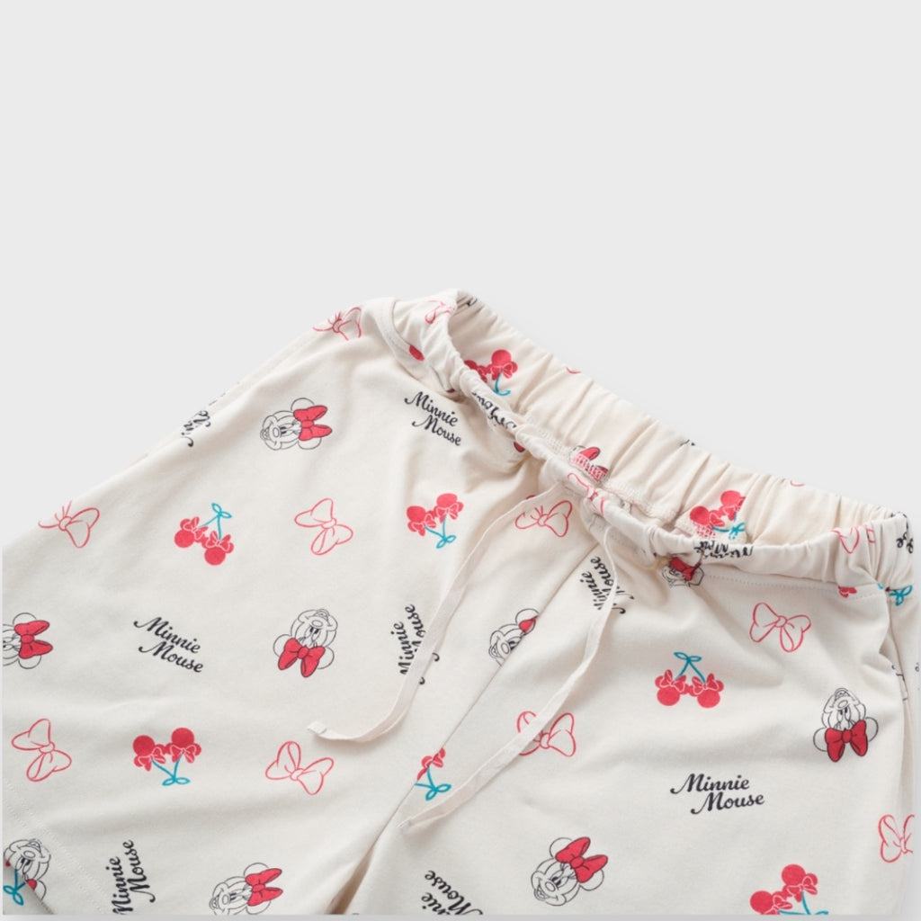 กางเกงขาสั้น Minnie Mouse โทนหวาน ลายมินนี่น่ารักไม่ไหว