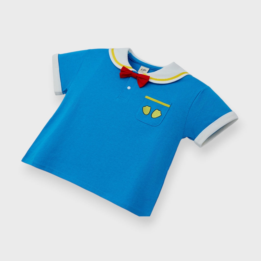 Kids (Size 110-130) เสื้อยืดเด็ก Disney โดนัลด์ดั๊ก สีฟ้าคอปกกะลาสี โบว์แดงพร้อมผจญภัย