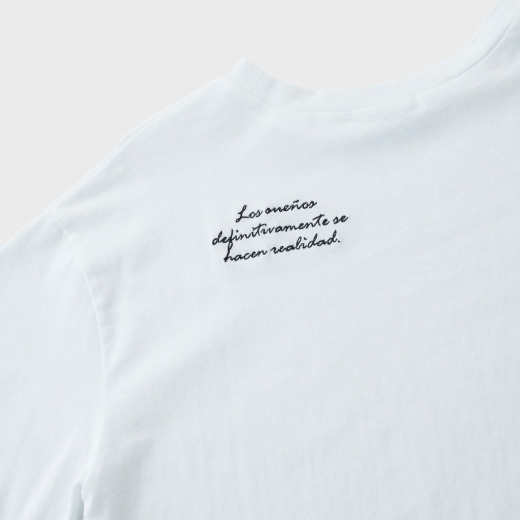 เสื้อยืดชายโค้ง “Smooth Vibes Tee” — นุ่มเท่ ใส่ง่าย เข้าทุกกิจกรรม